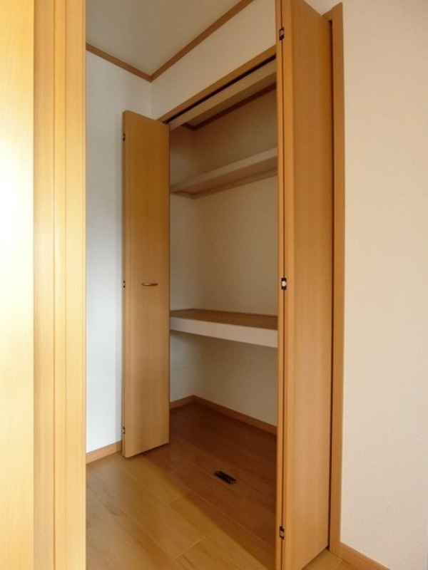 収納　図面と現状に相違がある場合には現状を優先