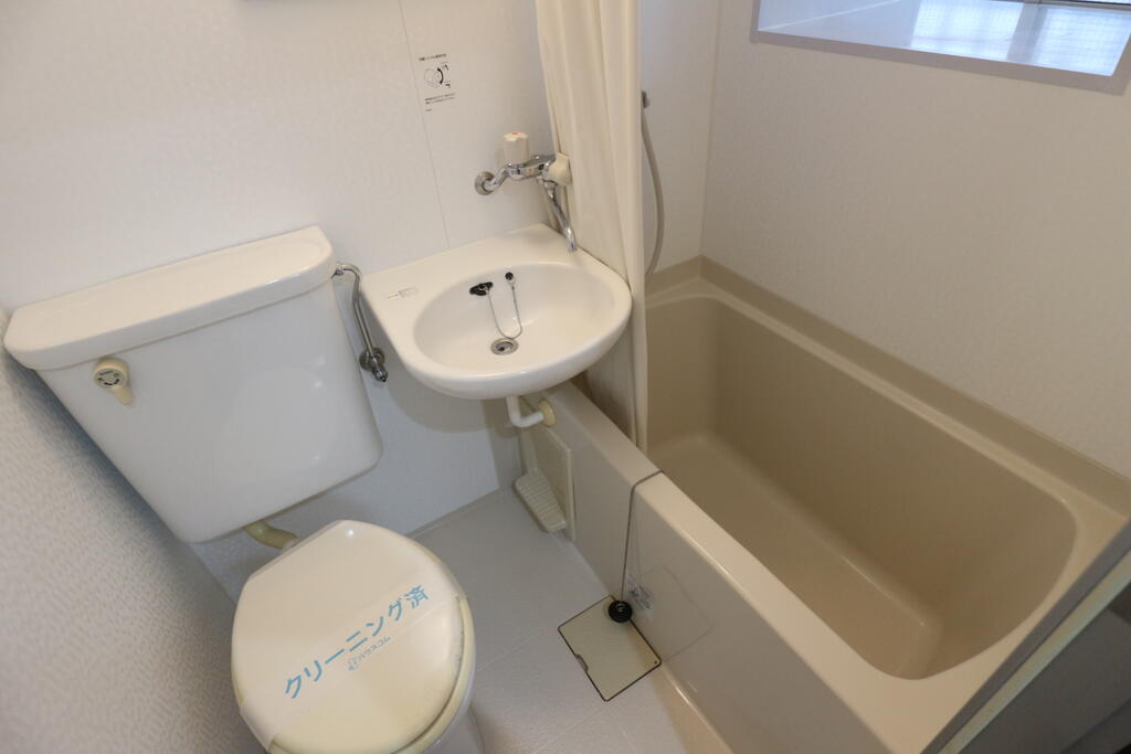 バス・シャワールーム