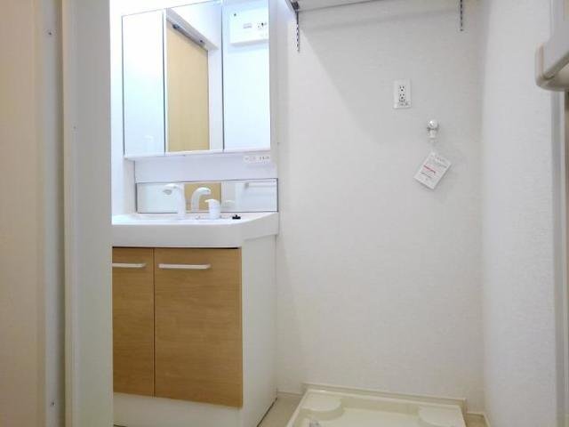 洗面設備　忙しい朝には欠かせない洗面所です