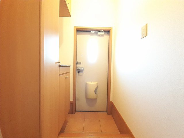 玄関　明るい玄関です