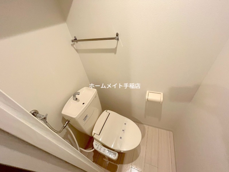 トイレ　ウォシュレット付き♪
