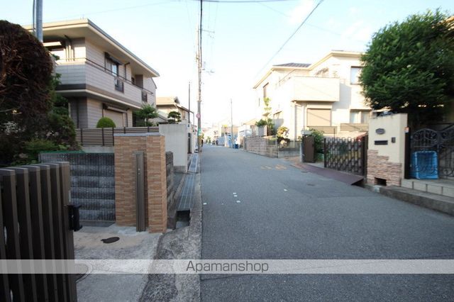 その他　前面道路（その他）まで0m