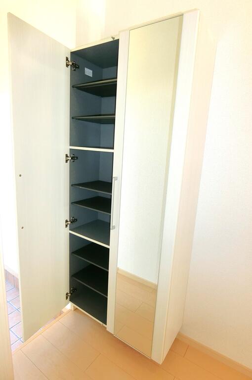 その他　同型物件の写真です、配色に違いあり