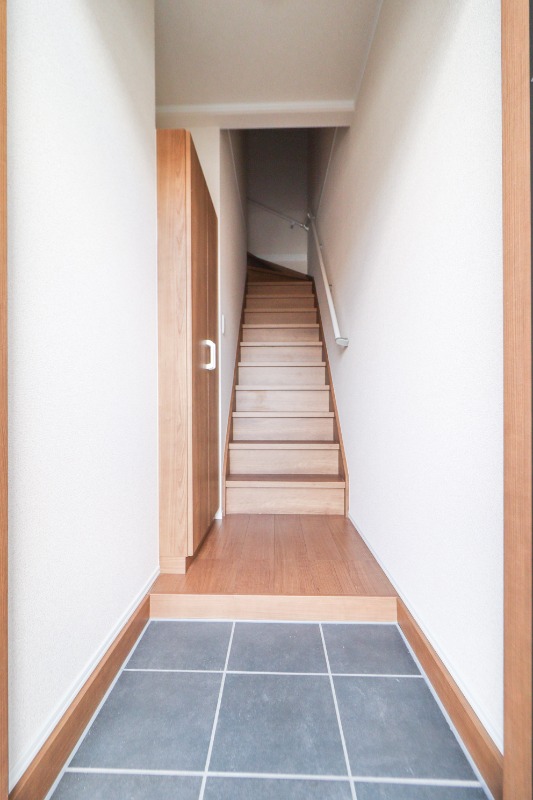 玄関　図面と現状に相違がある場合には現状を優先