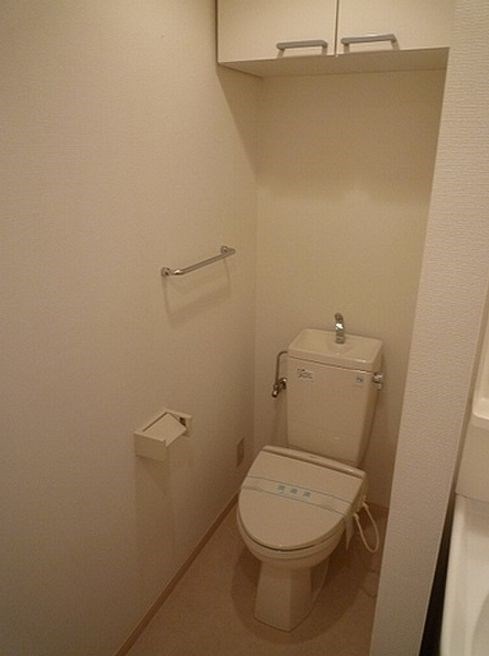 トイレ　別号室参考写真