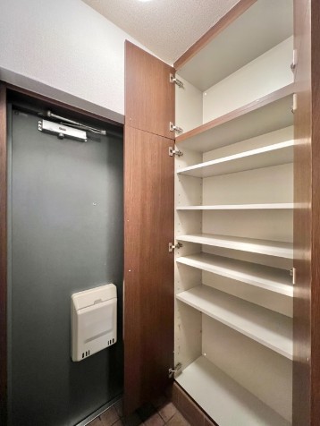 玄関　他部屋参考写真