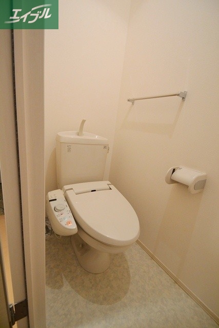 トイレ　２階のお部屋の写真です
