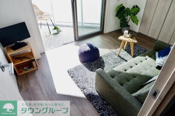 居室・リビング　家具はイメージです
