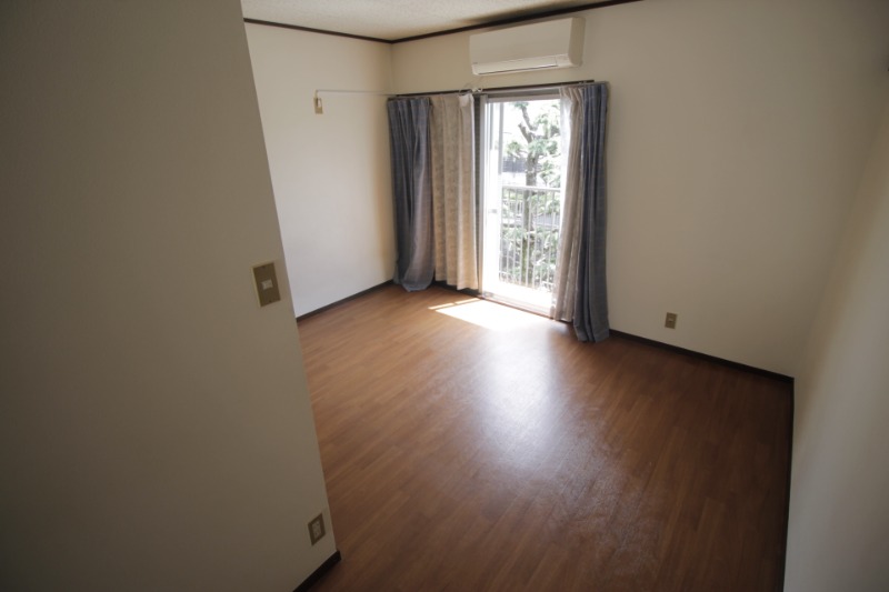 居室・リビング　別部屋参考写真