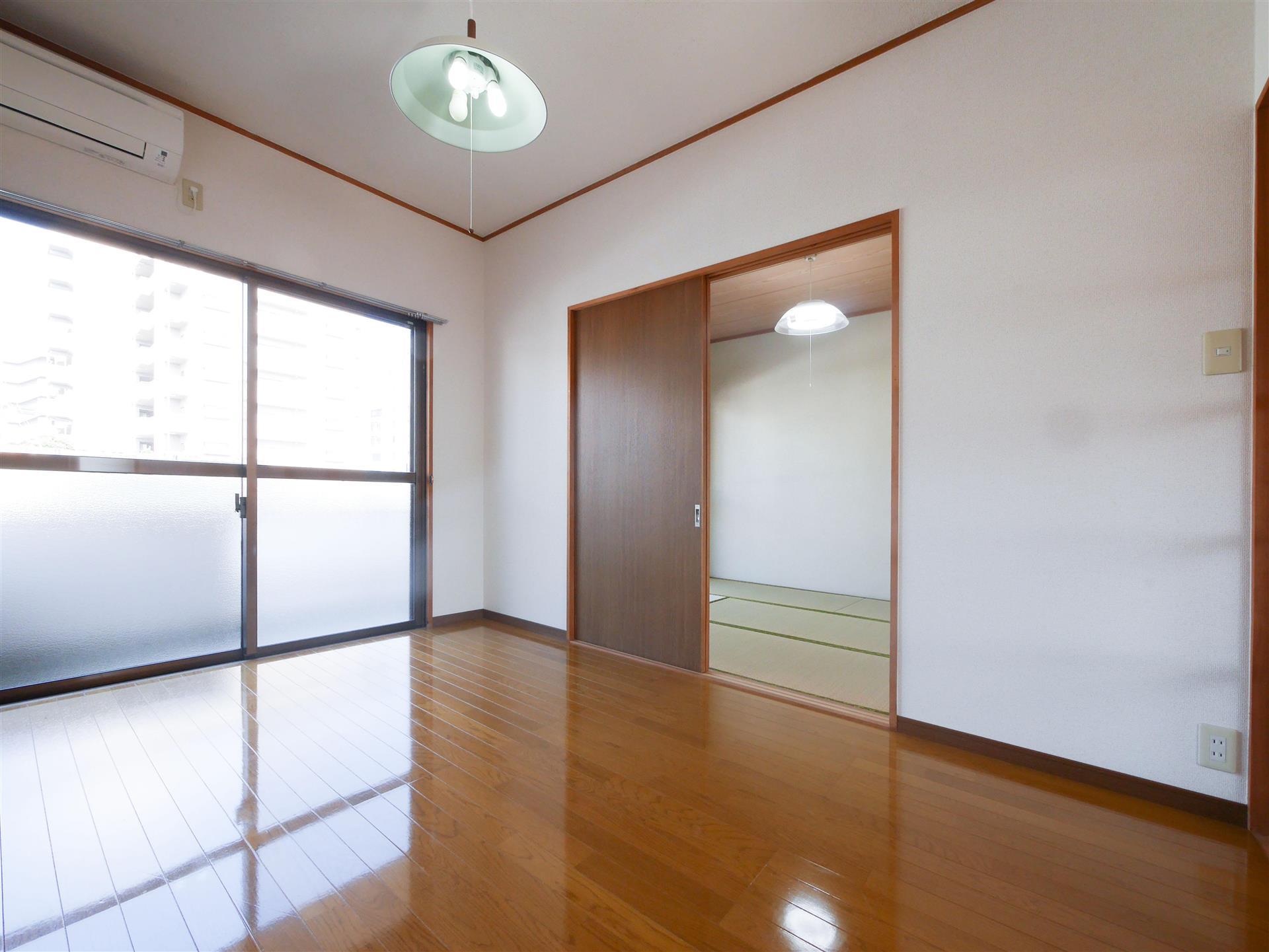 その他部屋・スペース　洋室6帖と和室6帖