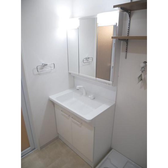 洗面設備　※別部屋写真。現況優先※