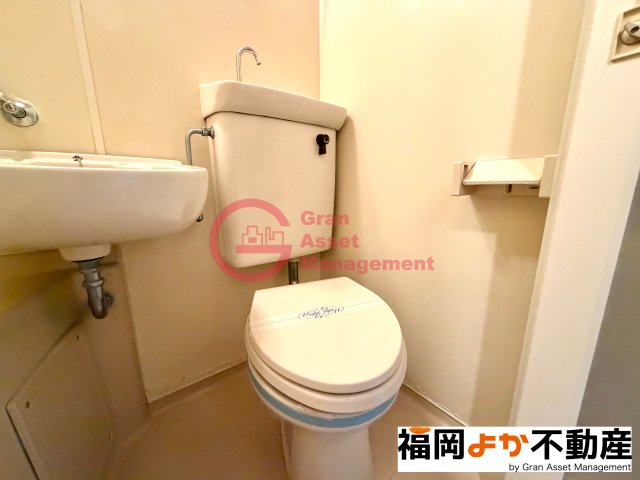 トイレ　コンパクトで使いやすいトイレです