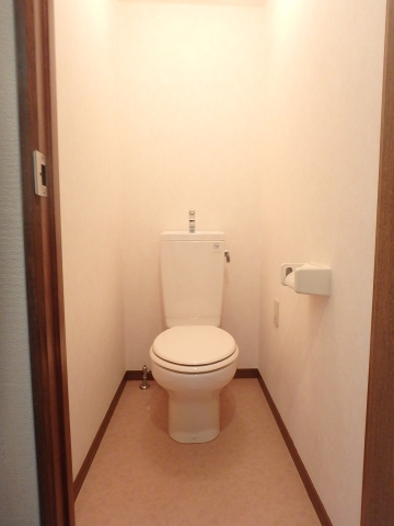 トイレ　人気のバストイレセパレートタイプ。 （※参考写真）