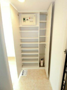 玄関　明るい玄関です
