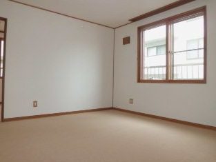 居室・リビング　同タイプ内観です