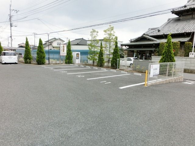 駐車場　敷地内駐車場あります。