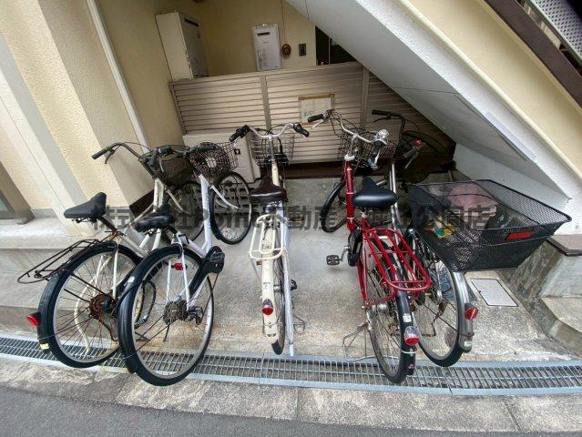 近鉄奈良線 大阪上本町駅 徒歩7分 3階建 築63年の外観写真