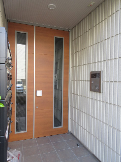 エントランス　★オートロック共用玄関★