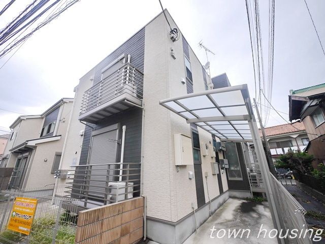 建物外観　★駅まで平坦★