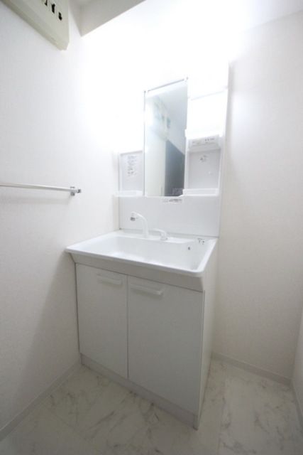 洗面設備　※同建物　同タイプ間取り　設備施工例　現況優先
