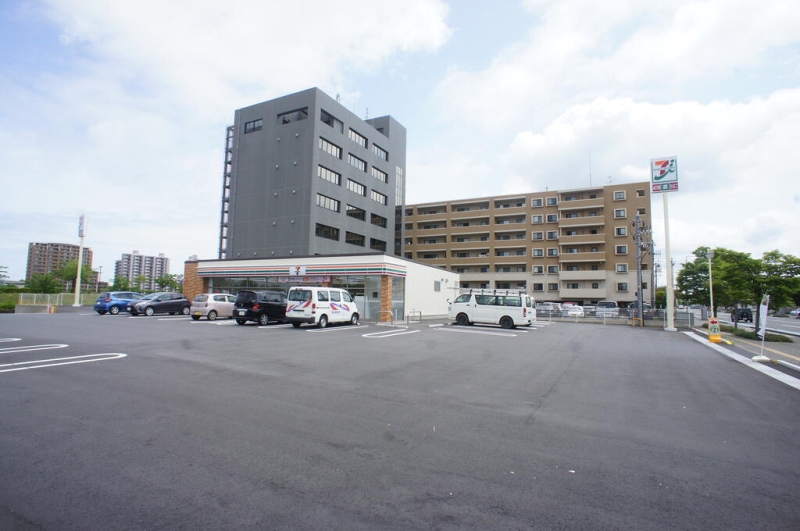 コンビニ　セブンイレブン新潟上所2丁目店（コンビニ）まで499m