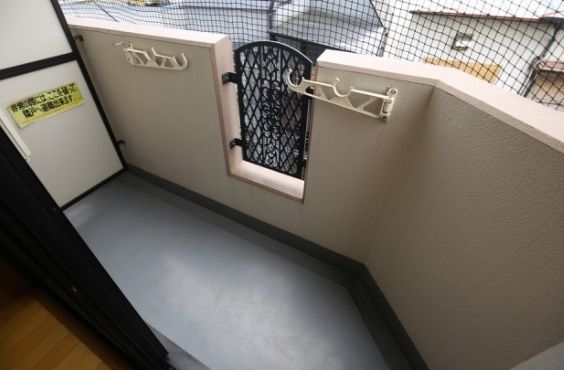 バルコニー　別部屋参考写真となります。