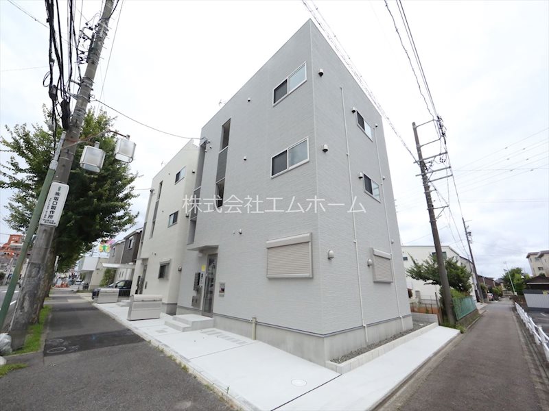 建物外観　外観　オートロック付　宅配ＢＯＸ有り