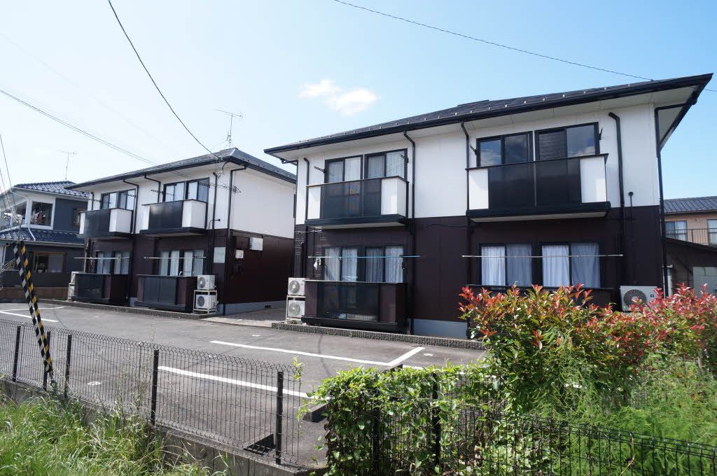 建物外観　南向きです