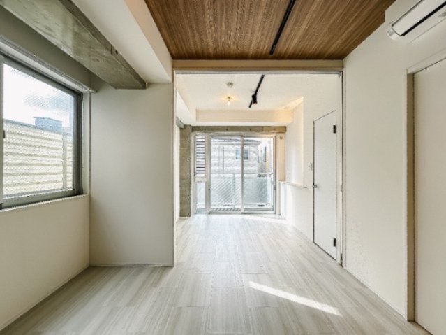 居室・リビング　居間※別部屋参考写真