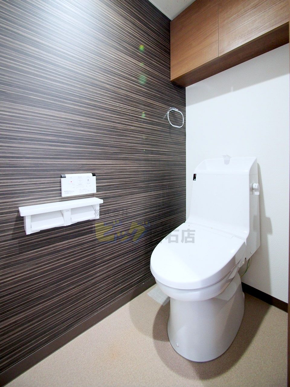 トイレ　ウォシュレット付きのトイレです♪
