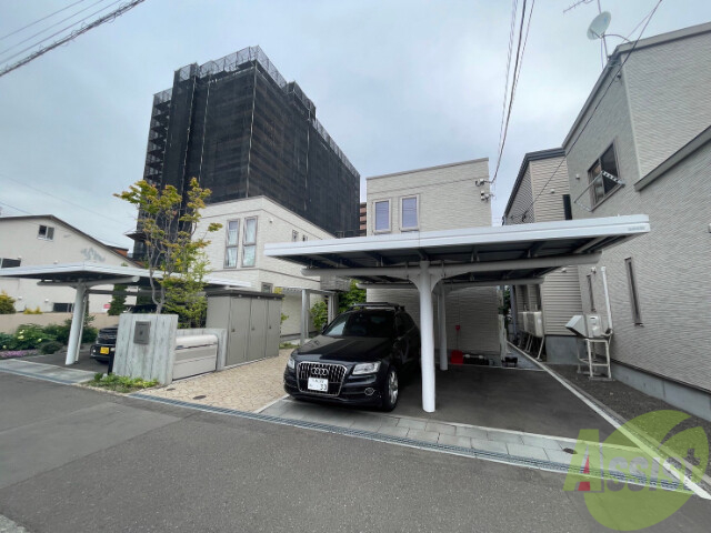 建物外観　札幌市中央区南１７条西「シャーメゾン杜」