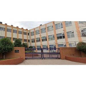 中学校　名古屋市立平田中学校（中学校）まで818m