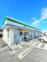 コンビニ　ファミリーマート東浦和３丁目店（コンビニ）まで360m