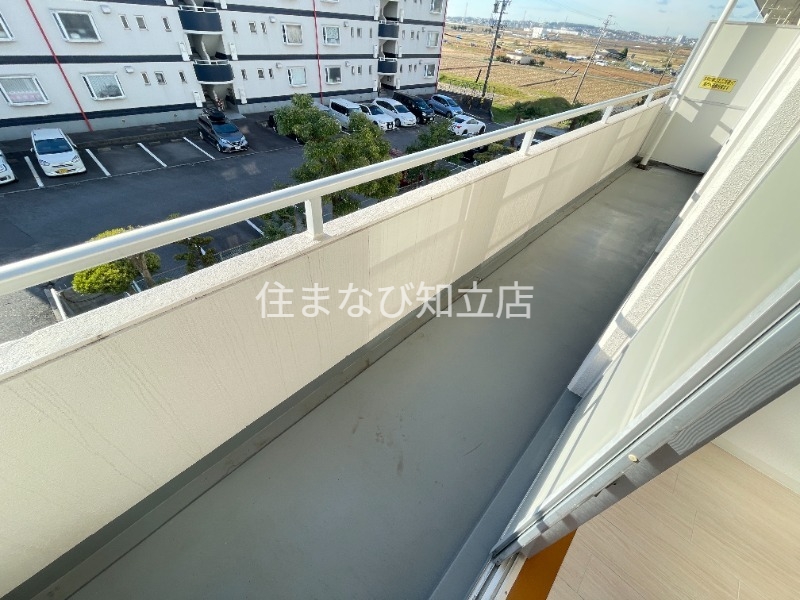 バルコニー　同型別部屋写真
