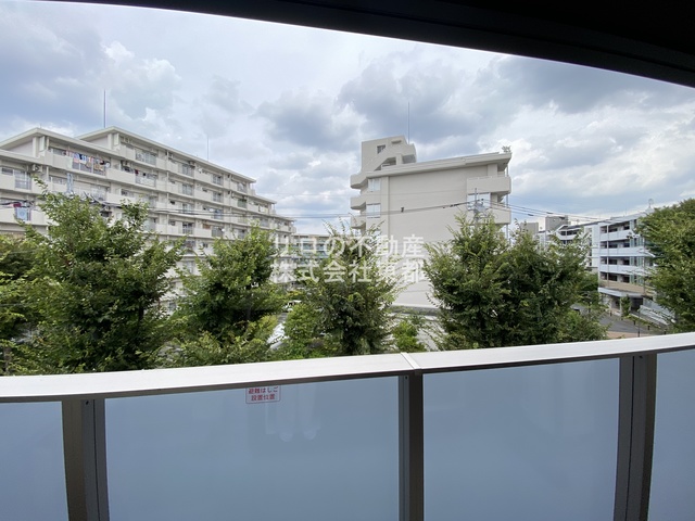 眺望　バルコニーからの景色です☆
