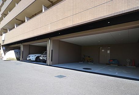 駐車場　駐車スペースもあります