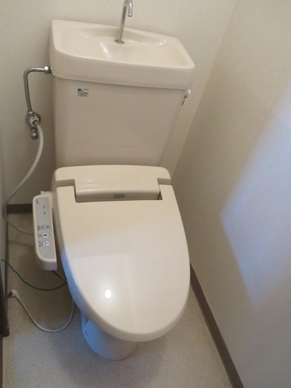 ヒルトンA 113号のトイレ写真