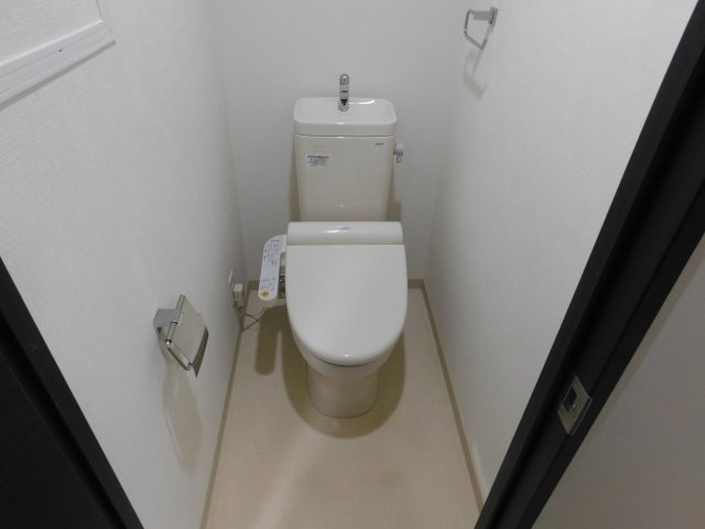 トイレ　清潔感のあるトイレです