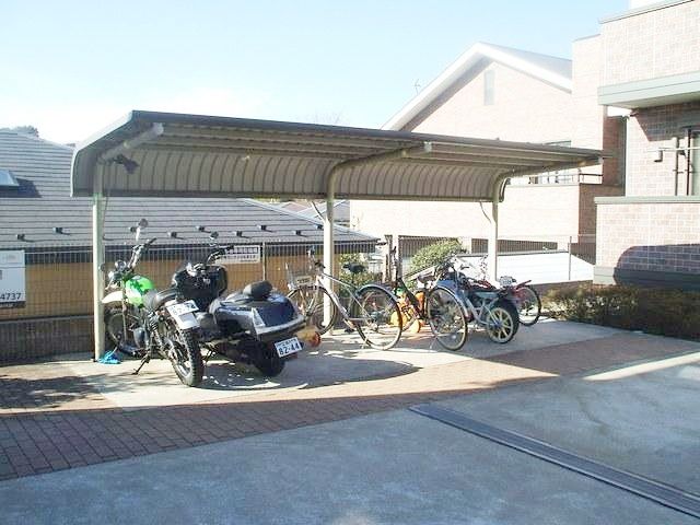 その他共有部分　★★屋根付き駐輪場完備★★