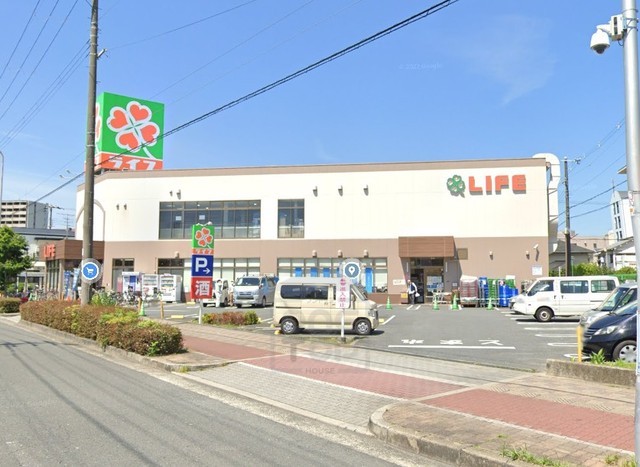 スーパー　ライフ　崇禅寺店（スーパー）まで566m