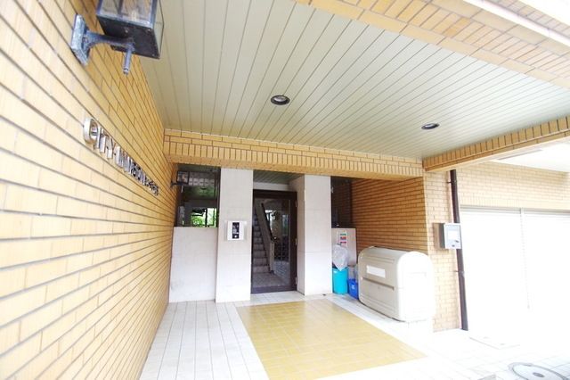 エントランス　★お部屋探しはタウンハウジング稲田堤店まで★