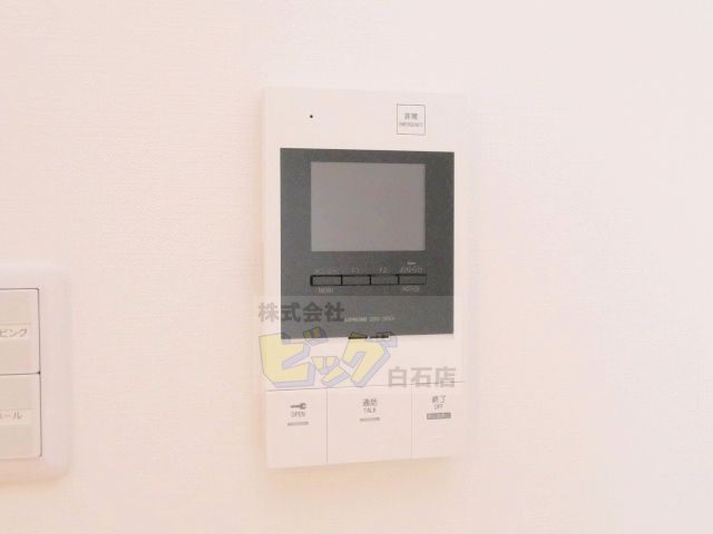 セキュリティ　防犯面で安心のＴＶモニターホン設備が付いています♪