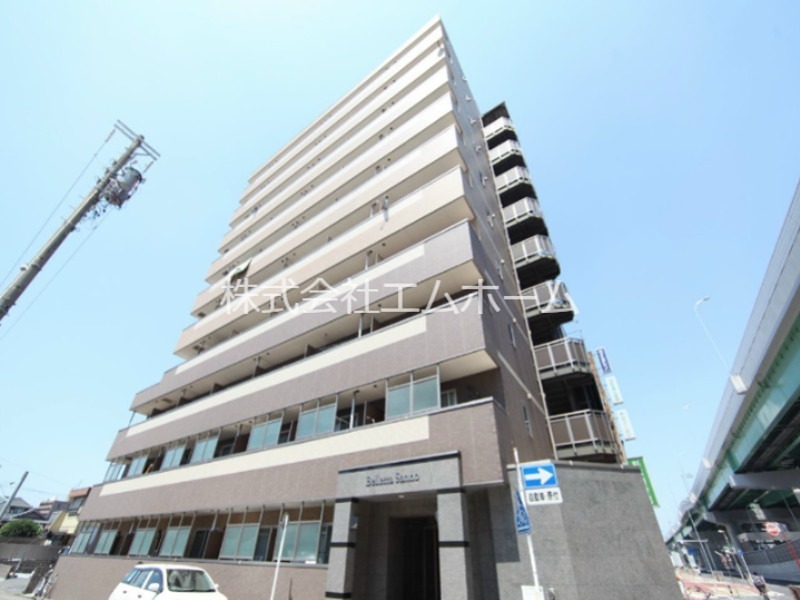 建物外観　外観　オートロック付き