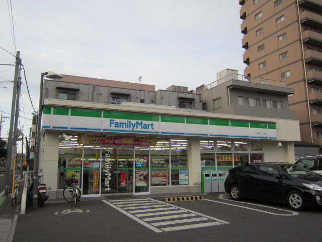 コンビニ　ファミリーマート川口幸町二丁目店（コンビニ）まで197m