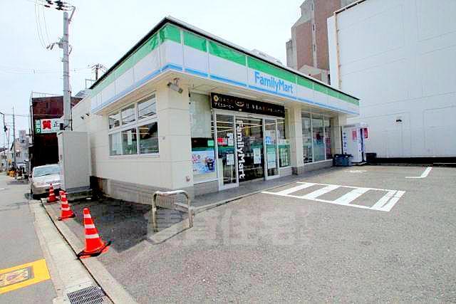 コンビニ　ファミリーマート　千里丘北口（コンビニ）まで422m