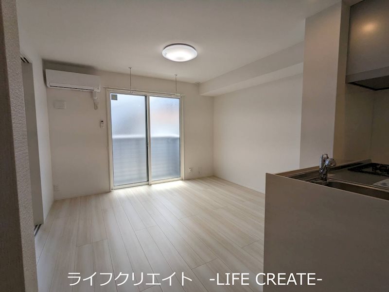居室・リビング　写真は203号室