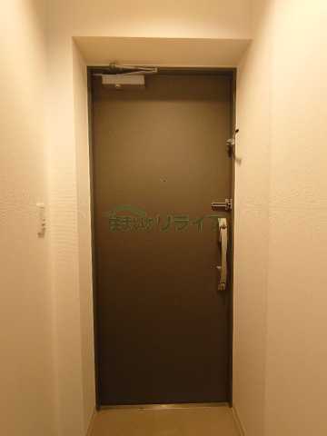 玄関　別部屋の参考写真です