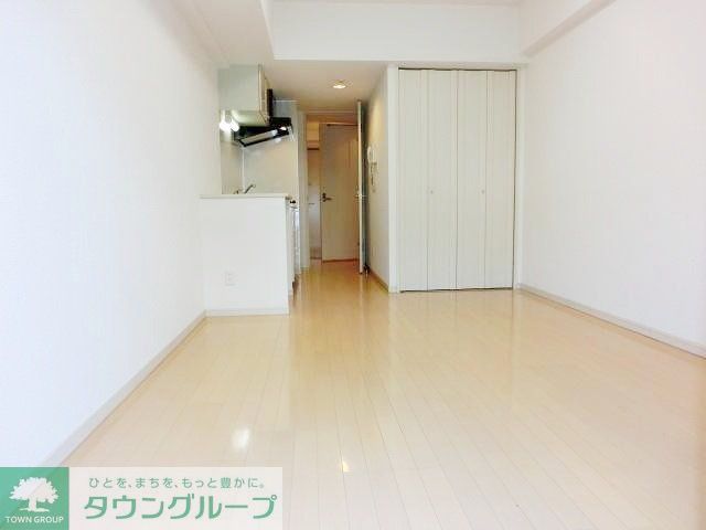 居室・リビング　8.3帖の広い居室