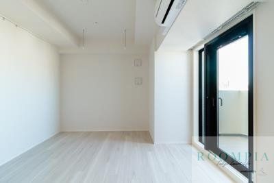 居室・リビング　※別のお部屋の写真です。