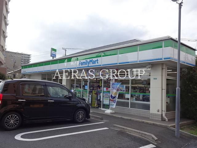 コンビニ　ファミリーマート春江町四丁目店（コンビニ）まで109m